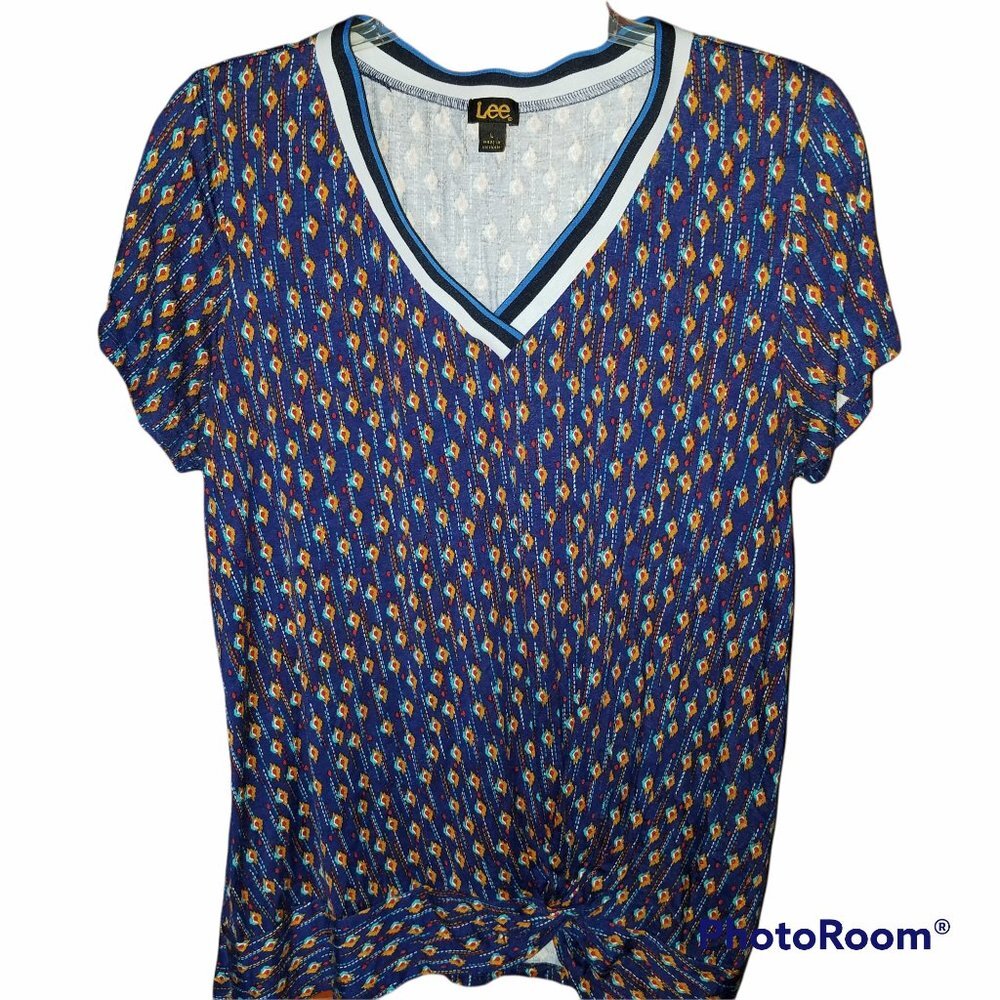 Beautiful Unique Lee Short Sleeve V-neck Blouse Large